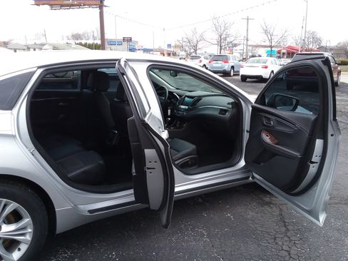 Used 2014 Chevrolet Impala LT image 17