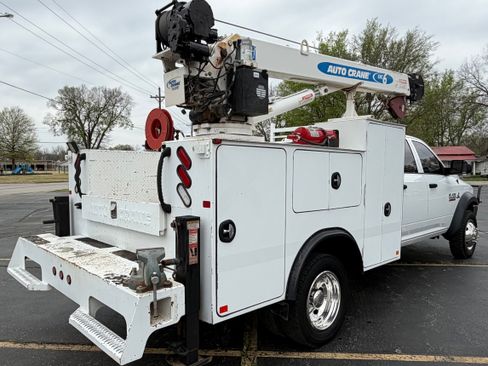 Used 2018 RAM 5500 Tradesman image 5