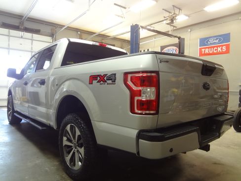 Used 2019 Ford F150 STX image 5