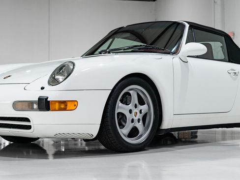 Used 1995 Porsche 911 Carrera image 26