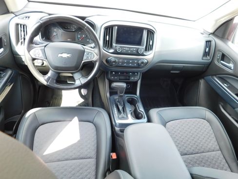 Used 2016 Chevrolet Colorado Z71 image 2