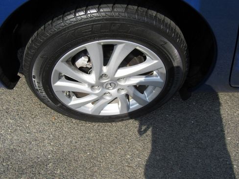 Used 2012 MAZDA MAZDA3 Touring image 11