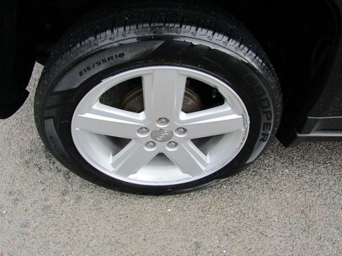 Used 2014 Jeep Compass FWD Latitude image 9