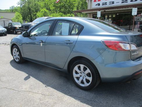 Used 2011 MAZDA MAZDA3 i Sport Sedan FWD image 8