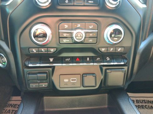 Used 2022 GMC Sierra 2500 AT4 image 84