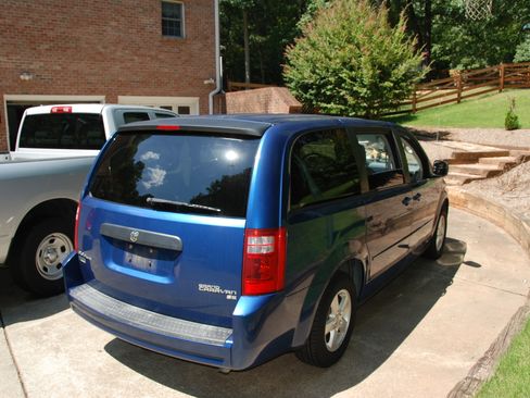 Used 2010 Dodge Grand Caravan SE FWD image 28
