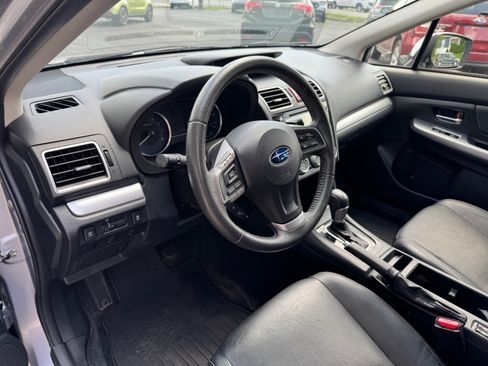 Used 2015 Subaru XV Crosstrek 2.0i Limited AWD/4WD image 8