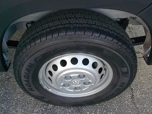 Used 2024 RAM ProMaster 2500 image 20