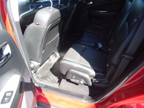 Used 2019 Dodge Journey GT image 14