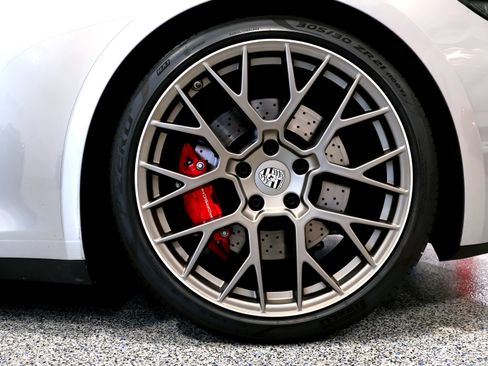 Used 2024 Porsche 911 Carrera GTS image 13