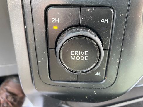 Used 2022 Ford F150 XLT image 9