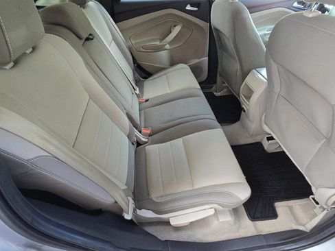 Used 2014 Ford Escape SE image 19
