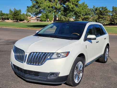 Used 2013 Lincoln MKX image 5