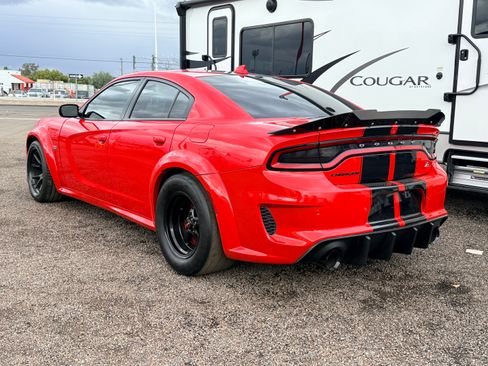 Used 2017 Dodge Charger R/T Scat Pack image 4