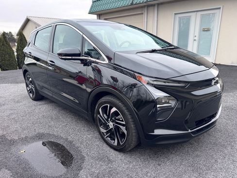 Used 2022 Chevrolet Bolt LT image 4