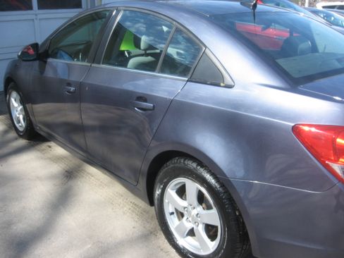 Used 2014 Chevrolet Cruze LT image 6