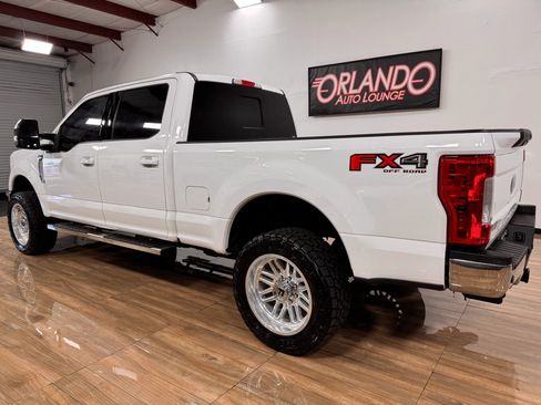 Used 2019 Ford F250 Lariat w/ Lariat Value Package image 9