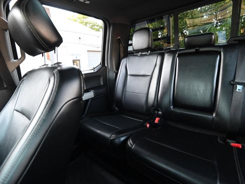 Used 2018 Ford F350 Lariat image 44