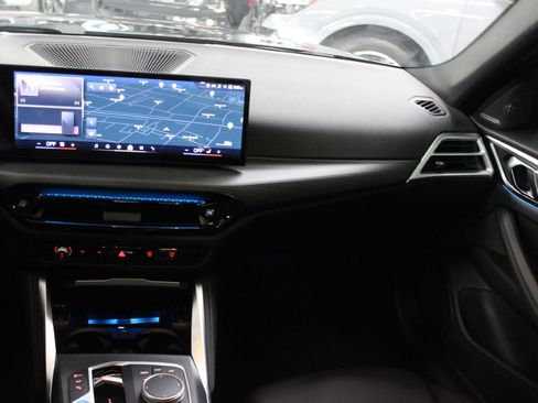 Used 2025 BMW i4 eDrive40 RWD image 37