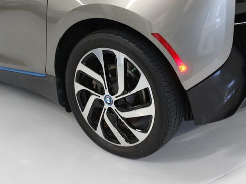 Used 2017 BMW i3 w/ Range Extender RWD image 9