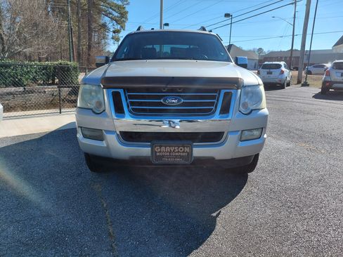 Used 2007 Ford Explorer Sport Trac Limited image 10