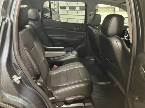 Used 2020 GMC Acadia SLT image 28