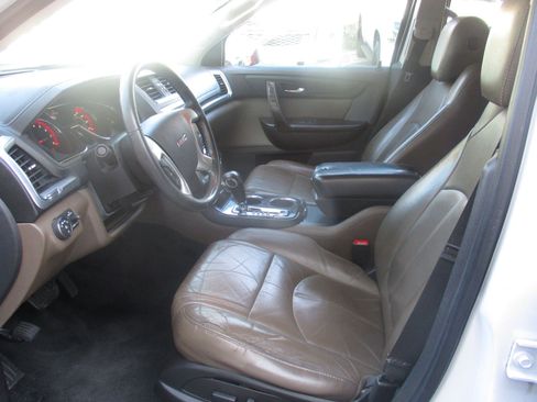 Used 2016 GMC Acadia SLT image 4