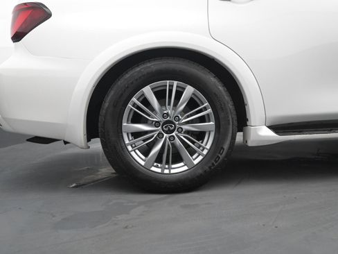 Used 2018 INFINITI QX80 image 14