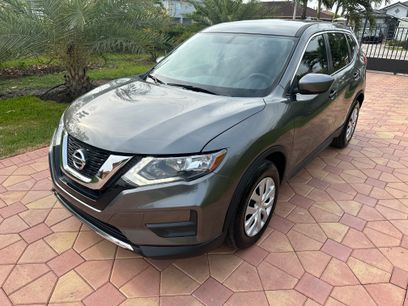 Used 2017 Nissan Rogue SV