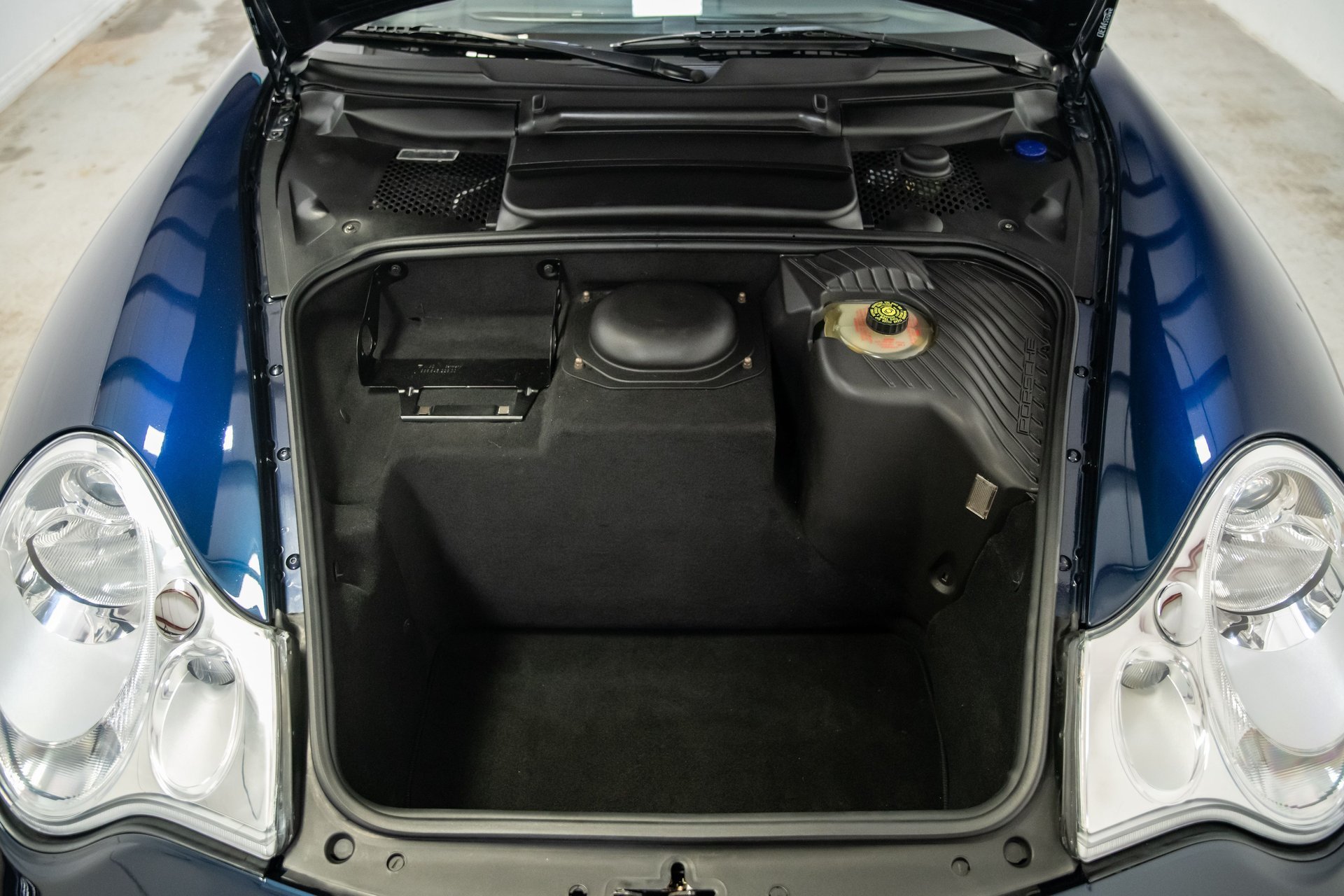 Used 2003 Porsche 911 Turbo AWD/4WD image 39