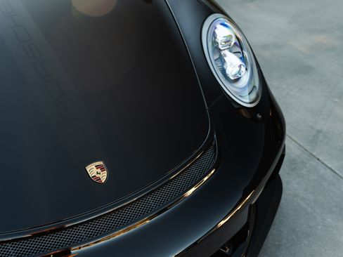 Used 2019 Porsche 911 GT3 Touring image 8