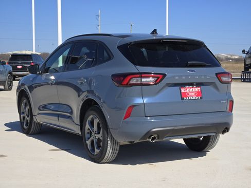 Certified 2023 Ford Escape ST-Line Select image 5