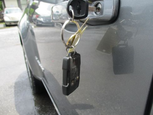 Used 2022 Chevrolet Colorado LT image 14