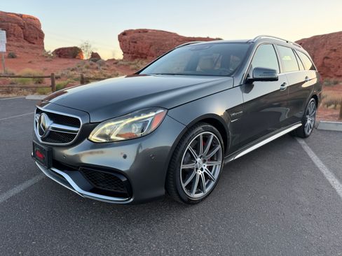 Used 2014 Mercedes-Benz E 63 AMG S-Model 4MATIC Wagon image 7