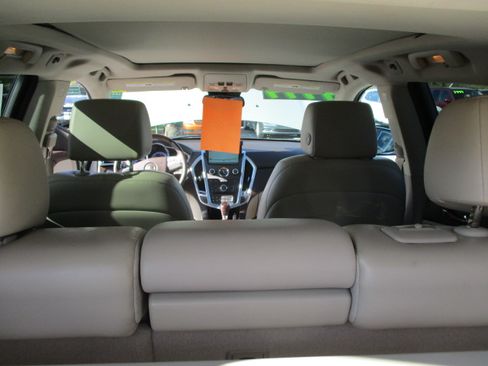 Used 2012 Cadillac SRX Luxury image 69