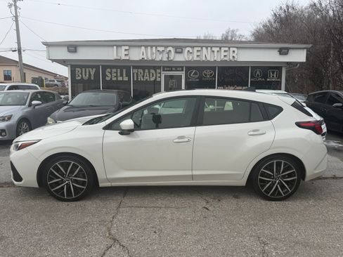 Used 2024 Subaru Impreza 2.0i Sport image 1