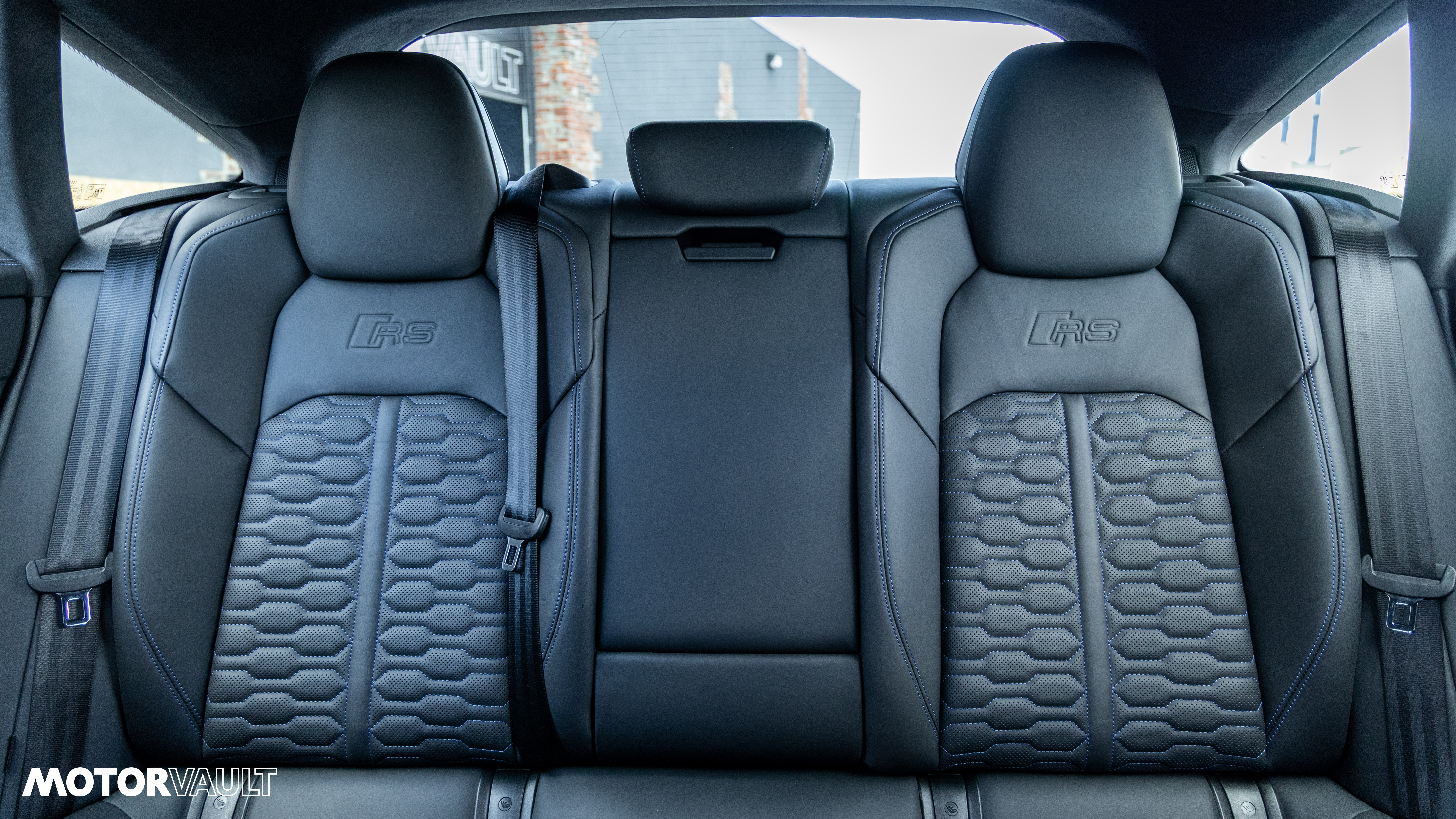 Used 2022 Audi RS 7 Sportback AWD/4WD image 32