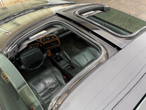 Used 1994 Chevrolet Camaro Z28 image 60