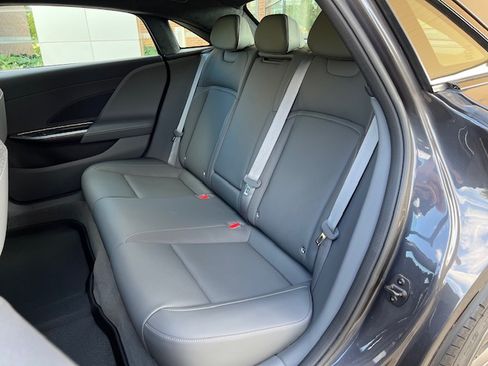 Used 2024 Lucid Air Touring AWD image 15