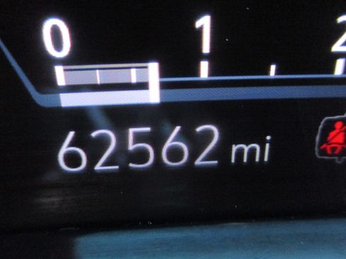 Used 2023 Cadillac Escalade Platinum Sport image 3