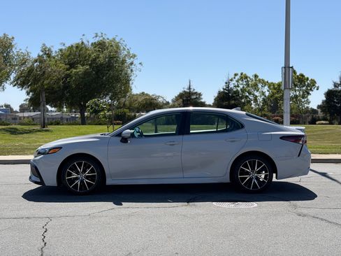 Used 2023 Toyota Camry SE w/ Nightshade FWD image 2