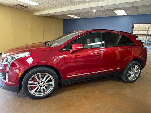 Used 2023 Cadillac XT5 Sport image 1