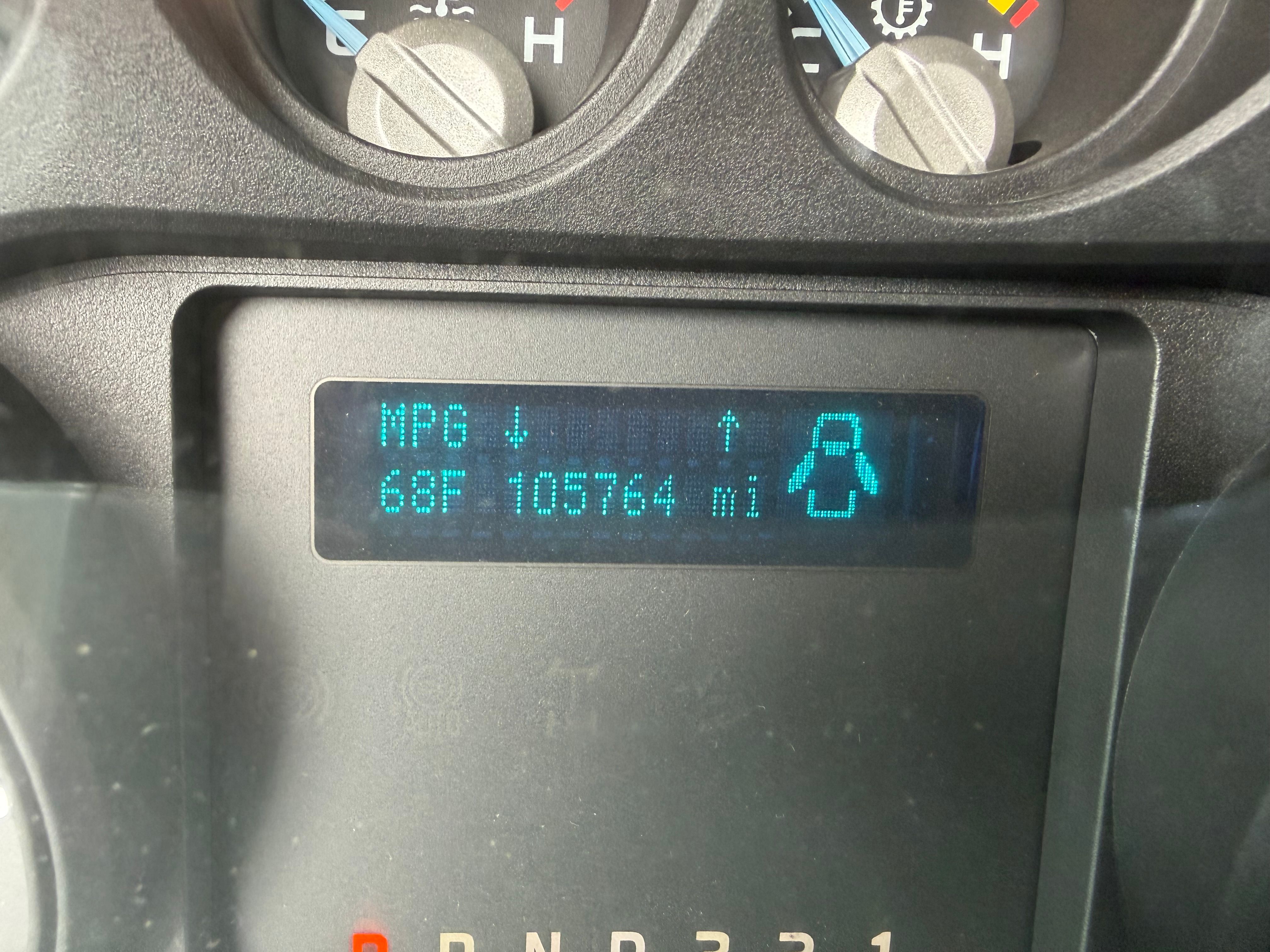 Used 2016 Ford F550 2WD Regular Cab Super Duty image 8