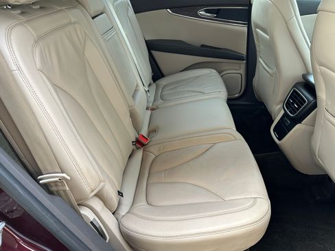 Used 2017 Lincoln MKX Reserve image 15