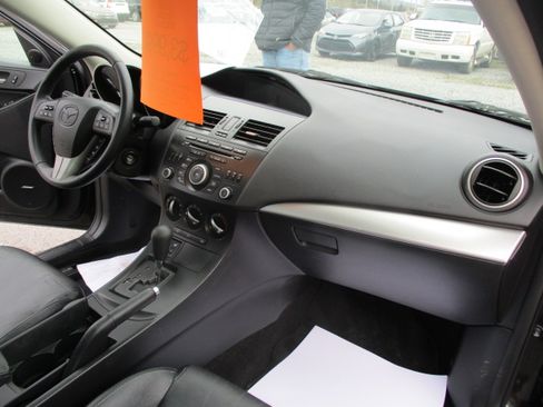 Used 2012 MAZDA MAZDA3 i Grand Touring image 25