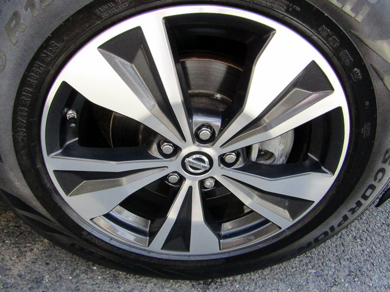 Used 2019 Nissan Murano AWD image 12