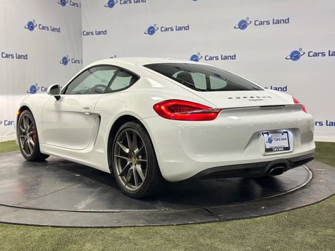 Used 2016 Porsche Cayman image 3