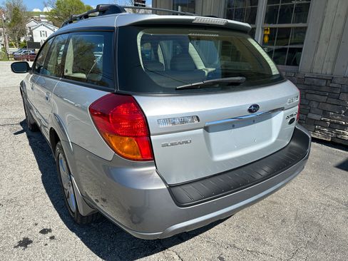 Used 2006 Subaru Outback H6 L.L. Bean Edition image 8