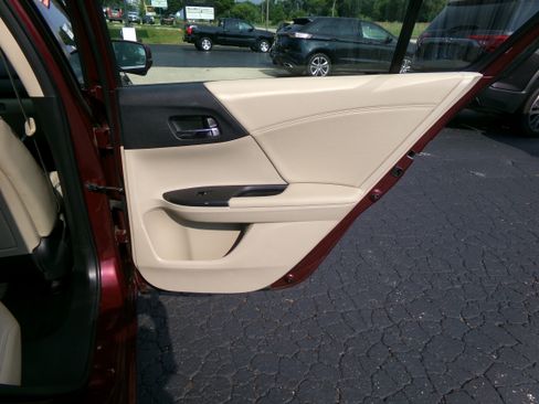 Used 2013 Honda Accord EX-L Sedan image 31