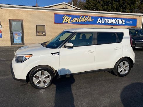 Used 2016 Kia Soul image 2